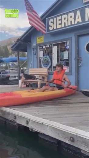 Paddle Into These Hilarious Kayak Fails!🛶😂 | Romana Gaming