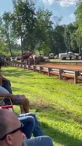 Case 970 pulling in the Nutrien Ag Solutions 9500lb Turbocharged Farmstock Class. This is an 8mph class that’s really taking off on the east coast!!! | National Antique & Farmstock Tractor Pulling