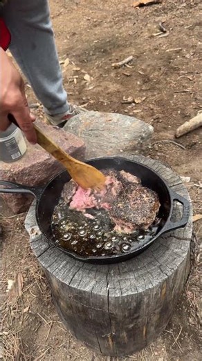 Wagyu & Ibérico Pork Chilli Camping Edition