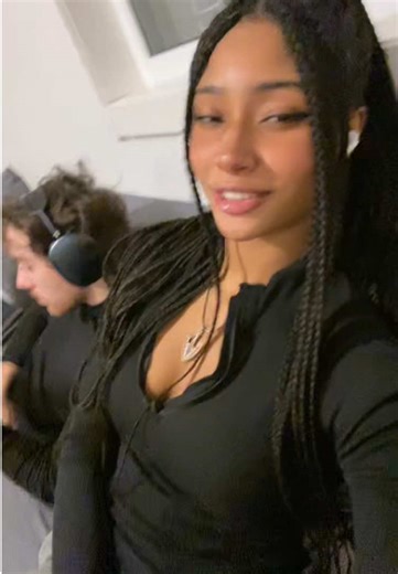 dollbane55 (@dollbane55)s videor med ME! ME! ME! feat. daoko_pt.1 - Nihon Animator Mihonichi/Teddyloid/Daoko