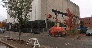 Businesses Gear Up To Evacuate for 420 Main Building Implosion