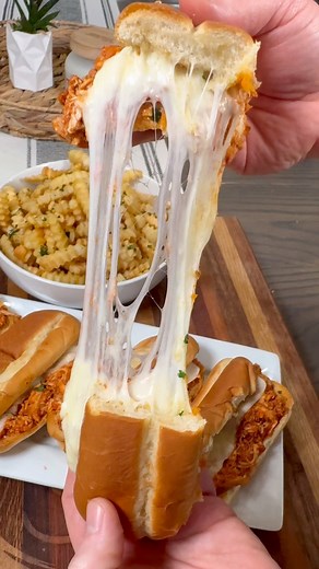 Crockpot Marinara Chicken Sandwiches🤤 | Cookinginthemidwest