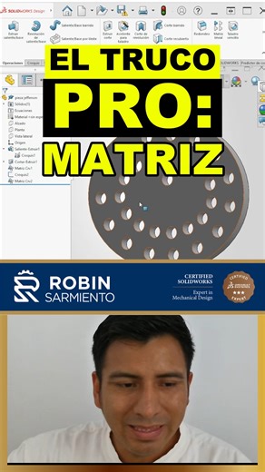 🔥 La combinación de Matriz Patrón de Rayado es una de las técnicas más potentes para crear texturas avanzadas, acabados realistas y detalles mecánicos que elevan una pieza de básica a profesional. ⚠️ Es una herramienta clave que muy pocos principiantes conocen o aplican correctamente. Cuando usas solo un Patrón de Rayado, puedes aplicar líneas de textura en una zona… Pero cuando lo llevas al siguiente nivel con Matriz, puedes repetir ese rayado de forma ordenada, controlada y simétrica sobre gr