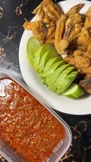 Menu paling simple dan mudah bgt buatnya, rasanya mantap 👍