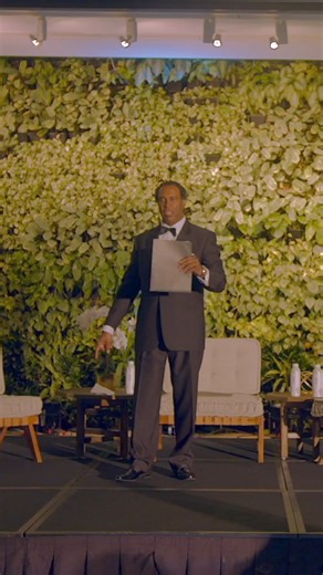 17K views · 410 reactions | Did you miss when I discussed the importance of a corporation's PAYDEX score at my last event? If you need funding to take your business to the next level, comment "freedom" and I'll send you the link to my next free online coaching webinar. #creditrepair #credit #credithacks #corporation #businessfunding #busiesscaptial #funding #businessstrategy #businessgrowth #investmentcaptial #money #finance #paydexscore #ficoscore | Alpha Incorporated | Facebook