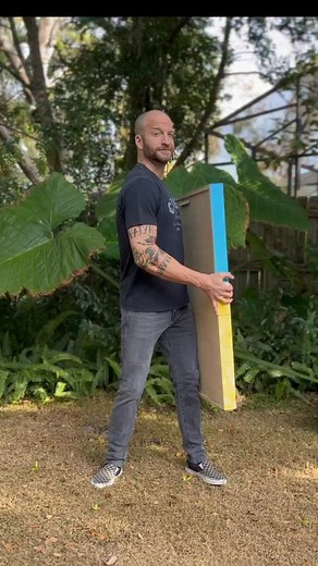 One of the Greatest Christmas movies ever… Is a Christmas Story. We can fight later! Peter Billingsley‘s character, Ralphie was every kids kid. His every day struggles of surviving winter life in suburbia with the excitement of Christmas brewing stirred everyone’s holiday spirit. It’s a fun, innocent holiday gem set in 1940s Indiana. One of the best GenX holiday flicks IMO. Watching this movie every year always brings back the childhood feels.🤌🏼🤘🏼🔥 #genx #artstudio #popculture #artoftheday 