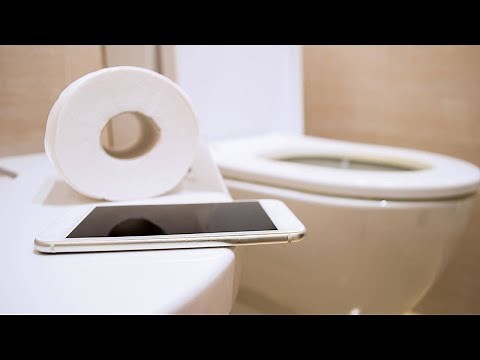 Here are 2 Reasons Why You Should Stop Bringing Your Cell Phone Into The Bathroom *Right Away*