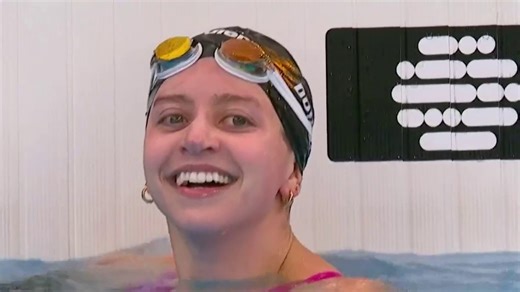 Douglass sets new world record in 100m freestyle