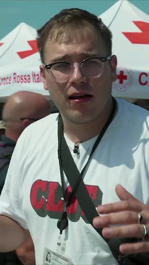 Unser Reporter Jan Karon ist aktuell auf Lampedusa und berichtet über die extrem angespannte Situation vor Ort. Schaut auf nius.de um nichts mehr zu verpassen! #nius #lampedusa #migration #flüchtlinge #notstand #migrationspolitik | NIUS