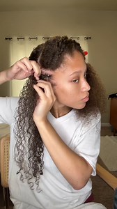 26K views · 348 reactions | Step by Step Tutorial: How to Braid your own Hair | It took me over 10 years to get to this point! So i dont give up, takes lots of practice :) #braidstutorial #howtocornrow #usa #usareels | Alyssa Nicole | Facebook