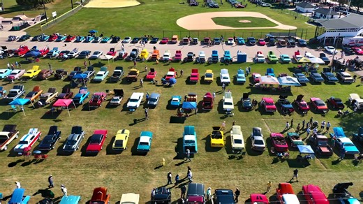 This past weekend I got to spend some time at the East Troy classic car show and was able to bring out the drone for a little bit. | Vagabond Photography