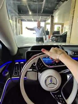 Pov: parqueando un Mercedes-Benz S580 #automobile#luxury#valet#car#pov#mercedes#miami#viral#shorts
