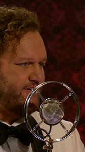 #FlashbackFriday with a Christmas favorite from David Phelps with "Catching Santa." Watch the full performance on Gaither Music TV's YouTube here: https://youtu.be/ZmNUmUlfDYY?si=XphAQoCwiPWeeMJM #DavidPhelps #ChristmasMusic #SaintNicholasDay #GaitherMusic | Gaither Music