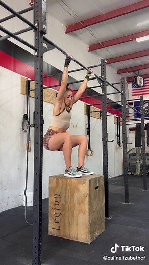 How To: butterfly pull up 🦋 #fyp #gymnastics #crossfit #texas