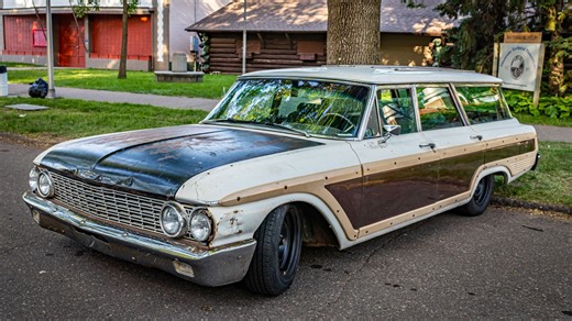 10 iconic station wagons from the ’80s