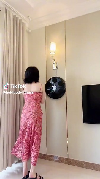 Let’s go 🥊🥊🥊 #boxing#fitness#boxingtraining#boxingday#boxingfans#boxingmachine#musicboxingmachine#boxinglife#funny#foryou