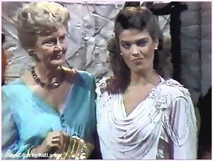 July 1984 - Playing Footsie While Hope keeps playing dutiful wife to Larry, under the watchful eye of his mistress Gwen and the new butler Shane, Bo goes to work for Maxwell Hathaway to find out what's behind the art exhibit he's sponsoring that will travel soon to New Orleans. clip featuring : Peter Reckell (Bo), Kristian Alfonso (Hope), Cheryl-Ann Wilson (Megan), Gloria Loring (Liz), John de Lancie (Eugene), Tom Hallick (Max), Andrew Masset (Larry), Patsy Pease (Kimberly), Charles Shaugnessy (