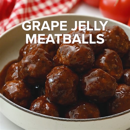 My kids love it when they see me pull out the ingredients to make these slow cooker grape jelly meatballs. They are easy to make but taste delicious! 😋 RECIPE- https://therecipecritic.com/grape-jelly-meatballs/ | The Recipe Critic
