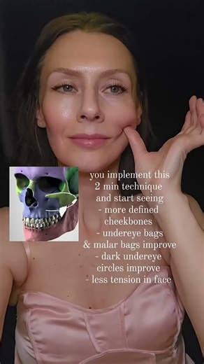 Sculpt Cheekbones Naturally