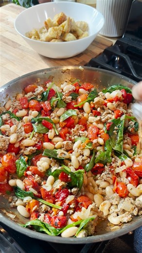 This ground turkey dinner is a one-skillet meal packed with protein and fiber—perfect for a quick weeknight dinner! https://themeddish.com/Ground-Turkey-Skillet-Dinner | The Mediterranean Dish