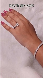 Round Diamond Wedding Ring Set