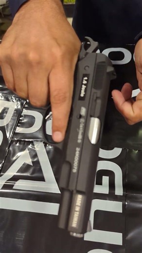 ASG CZ Model 75 Cal 9mm Para Airgun Replica #airsoft #shortsfeed #trending #czpistol #cz #cz75