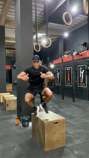 BOX JUMP OVER #crossfit #motivation #gym #box #jump #over