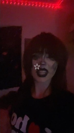 Goth makeup