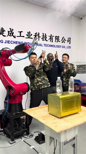 Program-free spraying robot.#industrial #welding #robot #spraying #stamping #machine