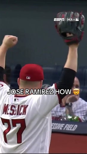 Unbelievable catch 🔥