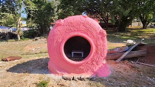 Water jars converted into 'monk caves' at Buddhist temple in Thailand