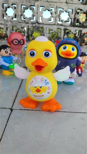 Happy duck dancing aram sam sam with friends #trending #toys #shorts #trending