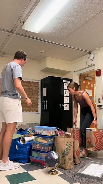 A draft from last spring that was never posted. Bridget made the hard choice to move to a new school last spring which lead to us packing up her classroom for the last time at this school. #teacher #teachersoftiktok #TeachersHusband #class #classroom #school #husband #spouse #wife