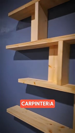 CarpinteriaPro on Instagram: "🪚 Aprende carpintería fácil y creá tus propios muebles desde casa 🛠️ Tips, técnicas y proyectos que sí funcionan 💡 #carpinteríacreativa #DIYCarpintería #MueblesHechosAMano #woodworkingtools #carpinteria"