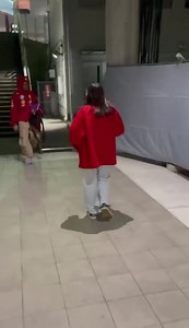 232K views · 3K reactions | Lewis and his purple notebook leaving the paddock yesterday [around 8 pm local time]  #ScuderiaFans #ForzaFerrari #ScuderiaFerrari #essereFerrari  #Ferrari #Scuderia #PrancingHorse #F1 #Formula1 #motorsport #FormulaOne #race #racing #Lewis44 #LH44 #LewisHamilton #TeamHamilton #Hamilton #Charles16 #CL16 #CharlesLeclerc #TeamLeclerc #JapaneseGP  [ vanessaa44_] | Ferrari F1 Fans - news and updates | Facebook