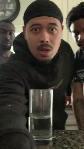 161K views · 2K reactions | This is mind blowing.. 勞藍#reels #fyp #funny #experiments #joke #coke #cola | MightyDuck | Facebook