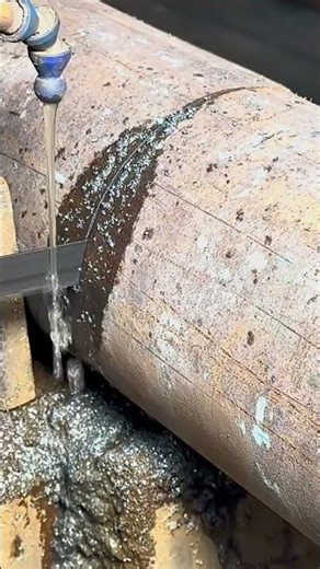 How To Cut A Large Steal Pipe And Made Water pump from That Pipe#allskill#pipeline