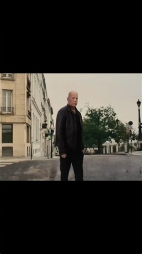 Red 2 car entry scene #movie #shorts #hollywood #carscene