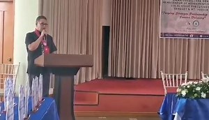 APOSTILLE SERVICES SAAN PAY A MAIPAAY ITI DFA-BAGUIO SAAN PAY a mabalin a mainayon iti serbisyo ti Department of Foreign Affairs- Baguio ti apostille wenno panag-authenticate iti orihinal a public documents gapu iti kinakurang iti espasyo iti agdama nga opisina da sadiay SM City Baguio. Segun kenni DFA-CAR Regional Director Edgar Canta, adda iti kiddaw ti lokal a gobierno iti siudad ti Baguio babaen iti resolusyon nga impila ni Coun. Betty Lourdes Tabanda a mangkidkiddaw iti nasao nga opisina pa