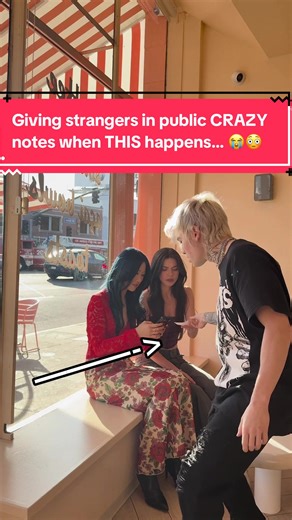 Did NOT expect the girls to react like that 😳😭 Sh0w someone who needs to see this… #emo #rockmusic #metal #tx2