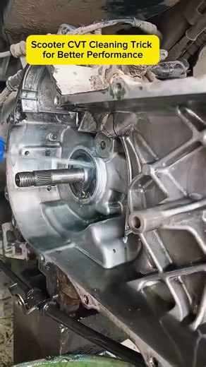 Scooter CVT Cleaning Trick for Better Performance #usa #mechanic #shorts #tips #tricks