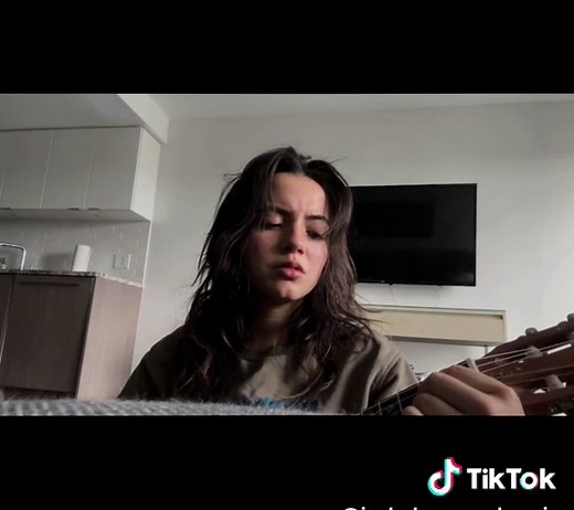 Learning Bushel Hyde by Jessica Pratt on My Baby Guitar