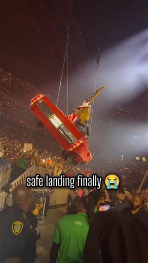 beyonce Didn’t Panic When This Happened😭😨 #beyonce#cowboycarter#concert
