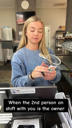 She knows she’s a terrible employee.. 🤣 | Lauren Martin