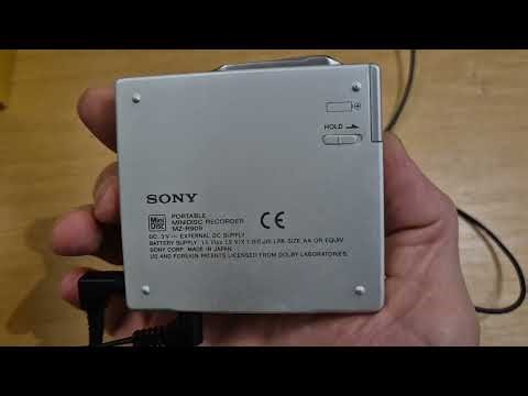 Sony MZ-R909 Portable Minidisc Player / Recorder Walkman 