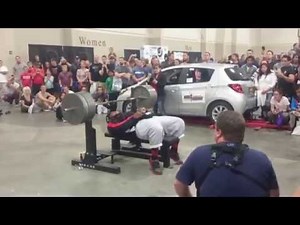 Keven "Da Hulk" Washington Benching 495!