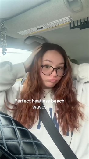 Easy Heatless Beach Waves for Your Hair