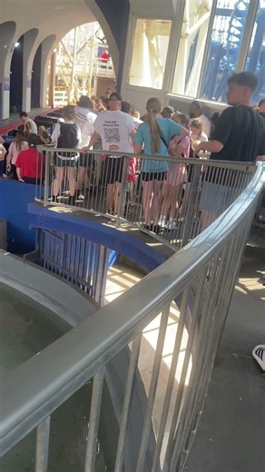 Big Dipper Queue Line ‪@blackpoolpleasurebeach‬