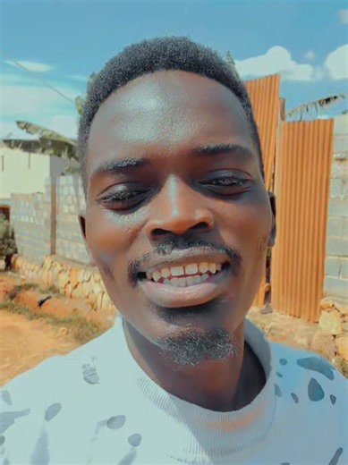 okwanye omukazi ate omubuuza oba Alina omwana tukira ku nsonga tobuuza bita kukwatako.