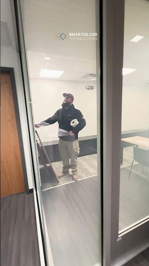 Smart Glass for Instant Office Privacy